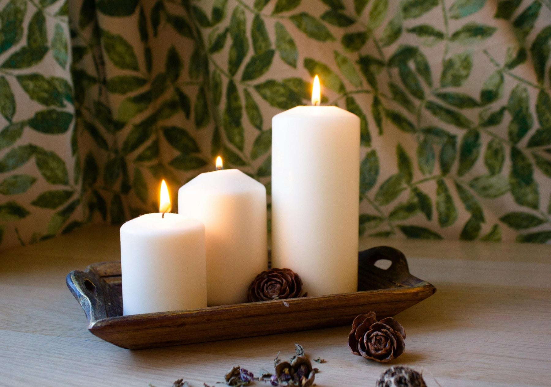 Clean Living, Cozy Evenings: Why Natural Coconut‑Apricot Wax Elevates Your Fall Rituals