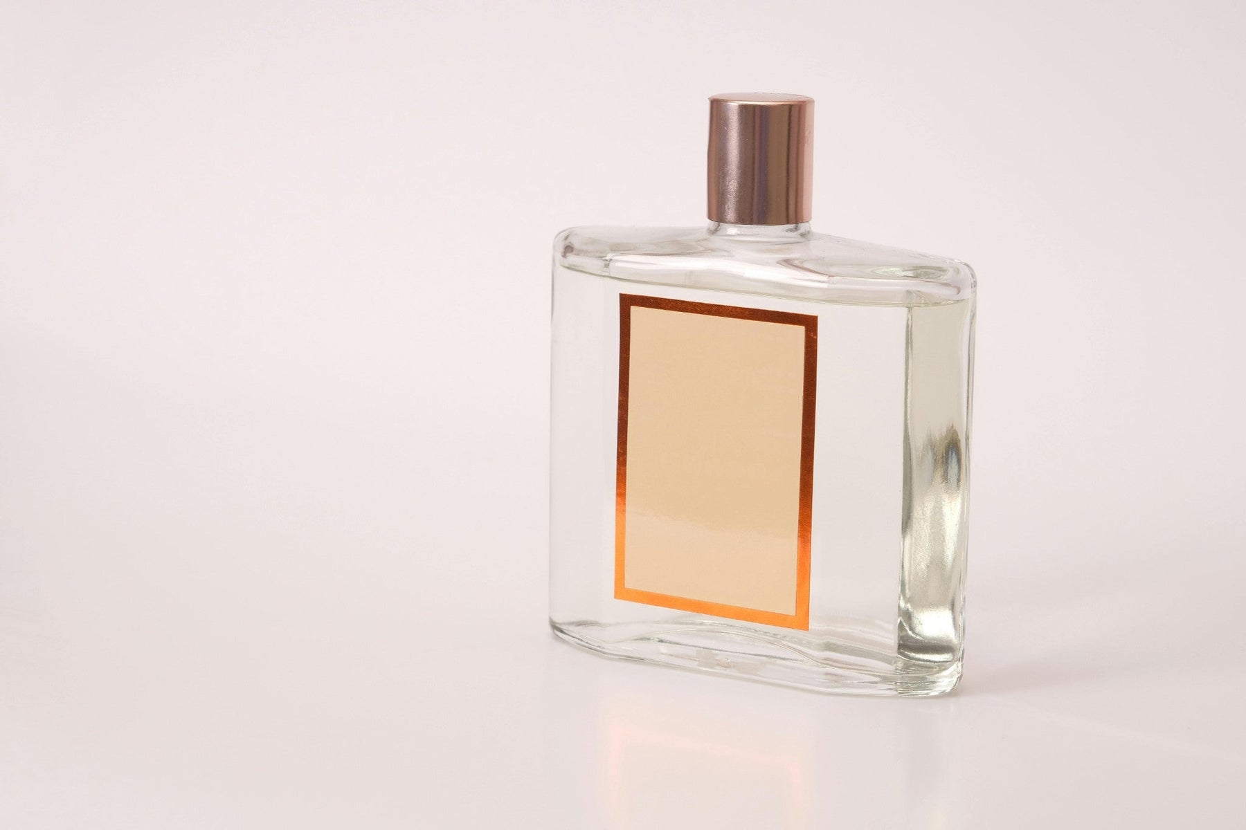 From Citrus to Sandalwood: Summer-to-Fall Fragrance Swaps