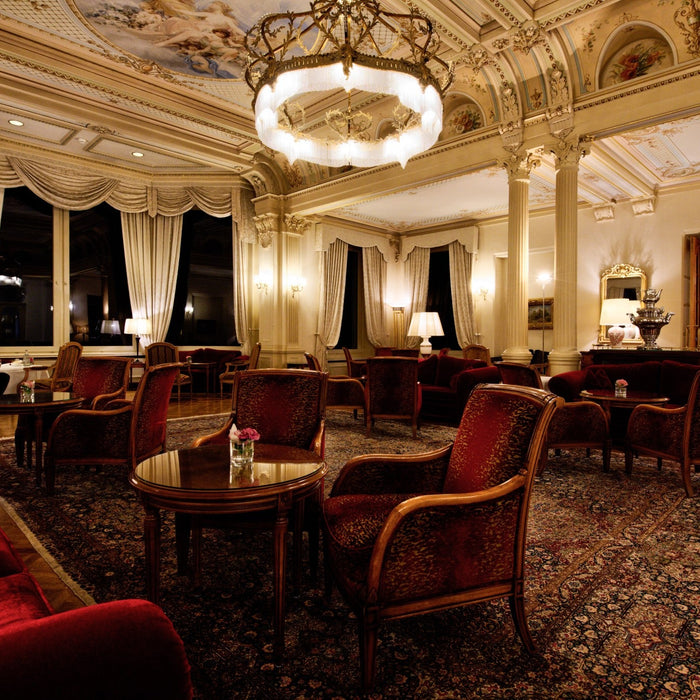 Why Do Hotels Smell So Good? Complete Hotel Scent Guide